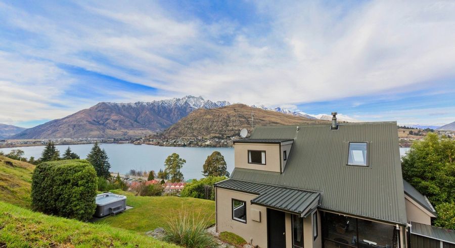  at 18 Woodbury Rise, Queenstown, Queenstown