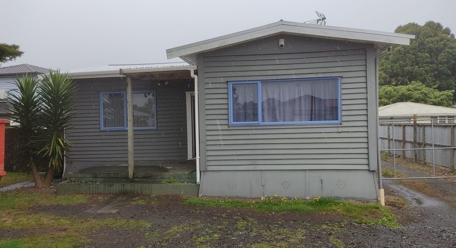  at 2 Marr Rd, Manurewa, Manukau City, Auckland
