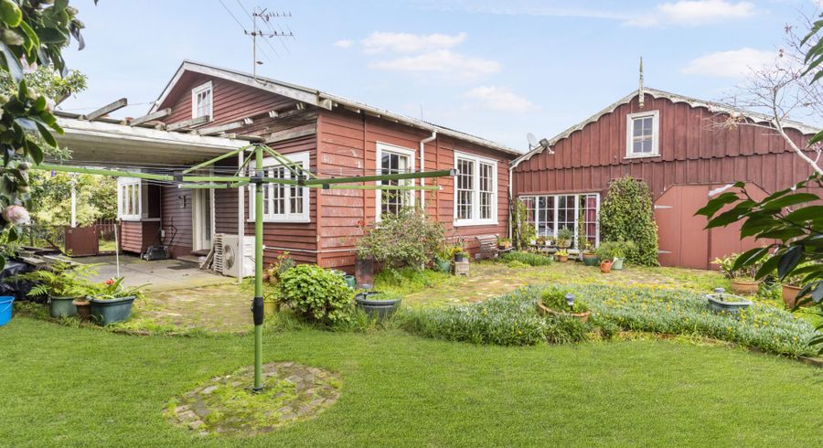  at 14 Thomas Road, Mangere, Auckland