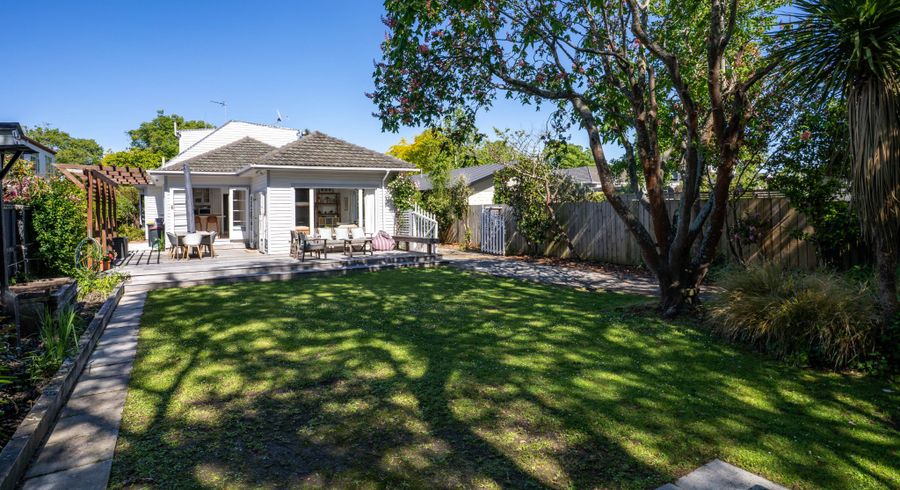  at 37 Tainui Street, Somerfield, Christchurch City, Canterbury