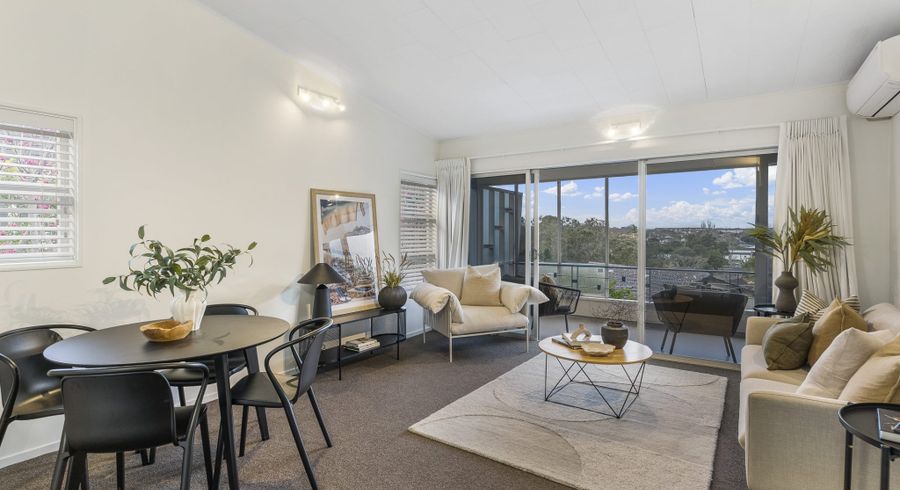  at 1/25 Pukerangi Crescent, Ellerslie, Auckland