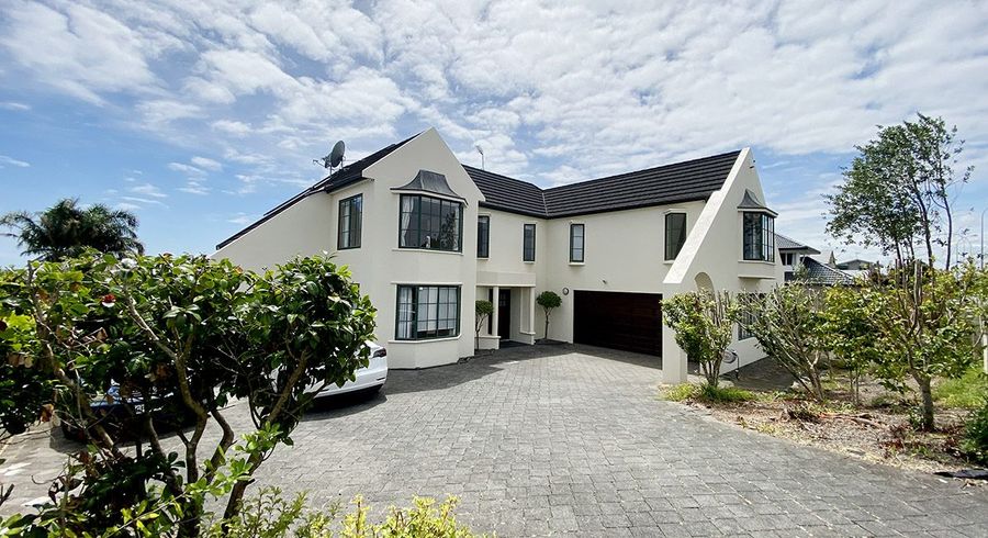  at 212 Whitford Road, Shamrock Park, Auckland