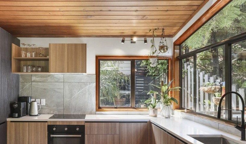  at 23 Victory Road, Laingholm, Auckland