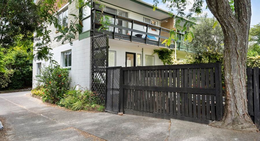  at 1/21 Copley Street, New Lynn, Auckland
