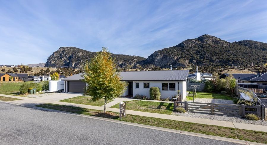  at 4 Kingfisher Crescent, Albert Town, Wanaka, Otago