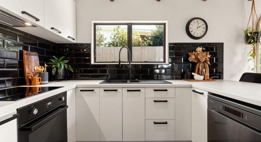  at 32a Ranginui Road, Welcome Bay, Tauranga, Bay Of Plenty