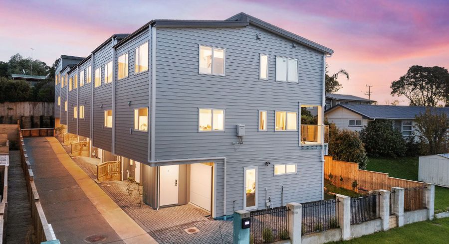  at 5D Liston Street, Northcote, North Shore City, Auckland
