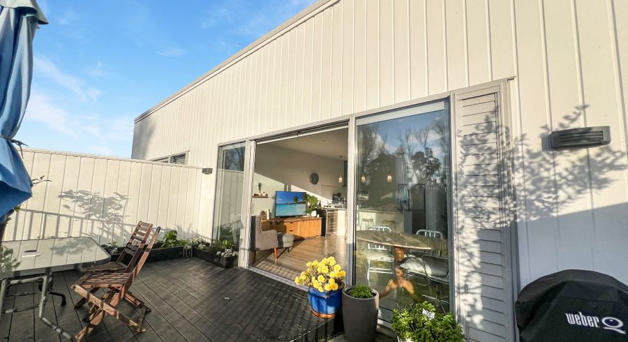  at 3 Nohoanga Road, Karaka, Papakura