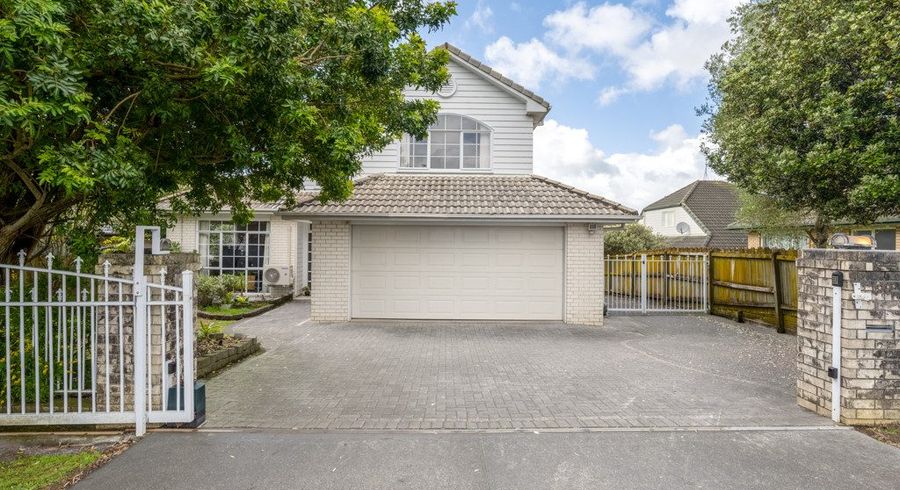  at 198 Botany Road, Botany Downs, Manukau City, Auckland