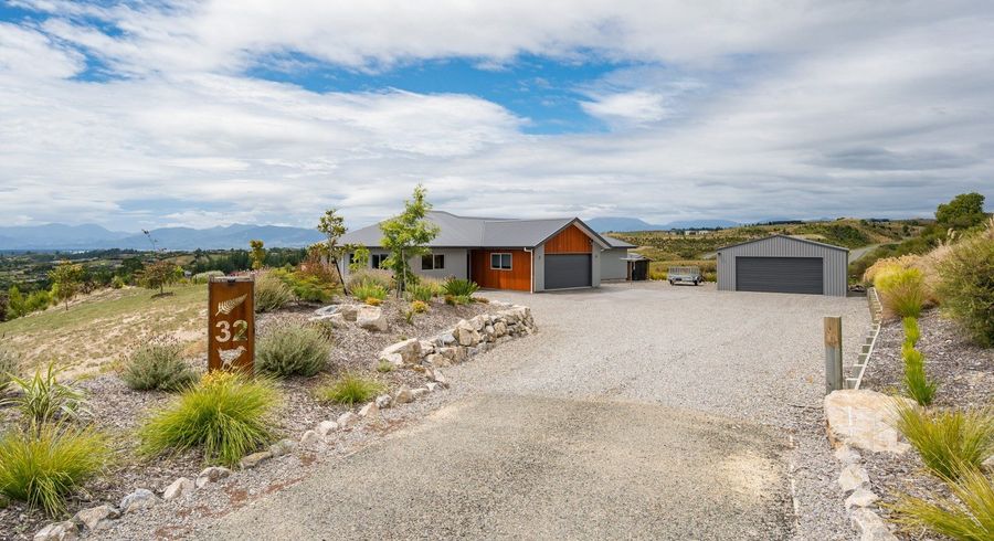  at 32 Mahoe Close, Upper Moutere