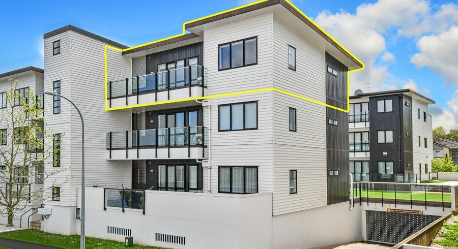  at 12/130 Stancombe Road, Flat Bush, Manukau City, Auckland