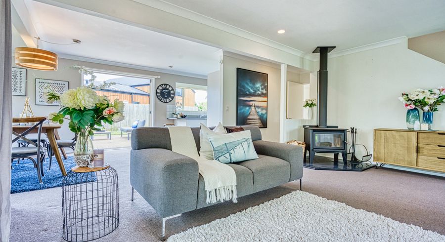  at 11 Sunny Crescent, Huapai, Kumeu