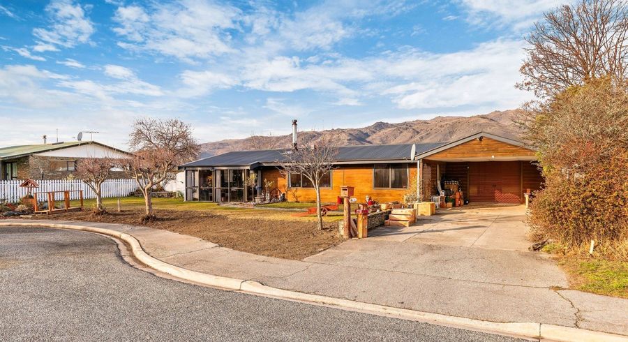  at 2 Bruce Street, Cromwell, Cromwell