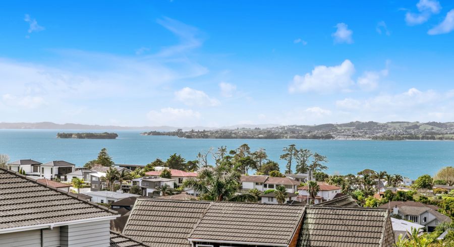  at 8 Beach Road, Mellons Bay, Auckland