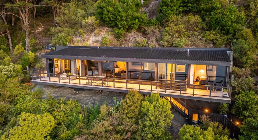  at 616B Marine Drive, Eastbourne, Lower Hutt, Wellington