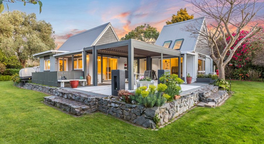  at 16 Karu Crescent, Waikanae
