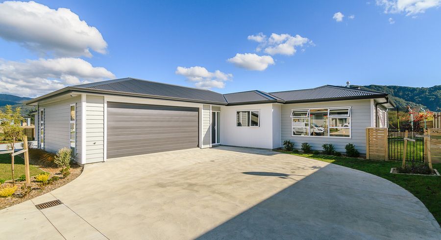  at 3 Brian Morgan Terrace, Wainuiomata, Lower Hutt