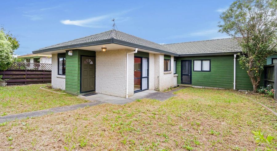  at 1/77 Hutchinson Avenue, New Lynn, Waitakere City, Auckland