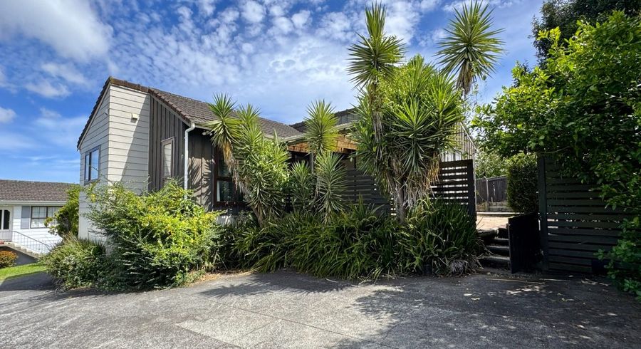  at 21 Oreil Avenue, West Harbour, Waitakere City, Auckland
