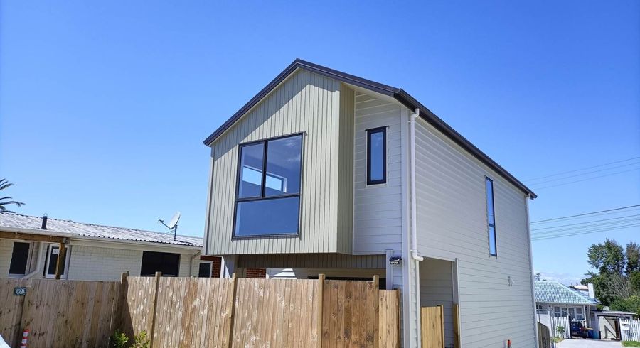  at 10B Roberts Road, Te Atatu South, Waitakere City, Auckland