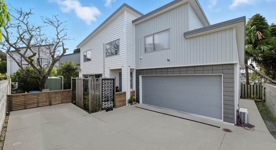  at 32B Tirimoana Road, Te Atatu South, Waitakere City, Auckland