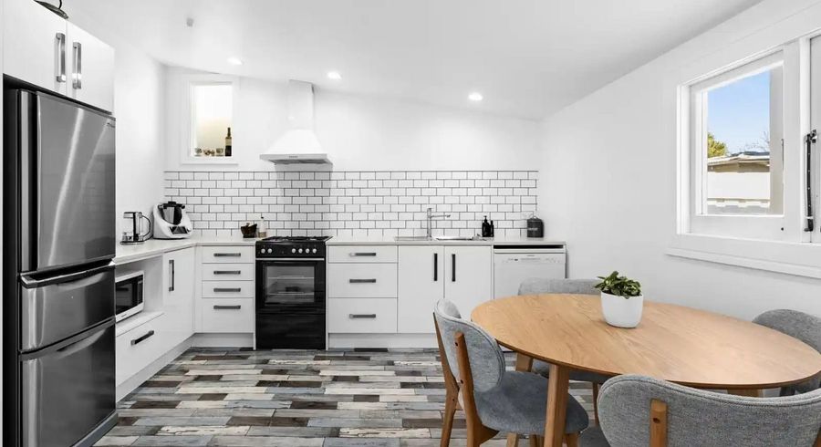  at 74 Nelson Crescent, Napier South, Napier