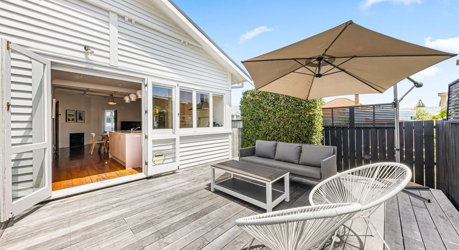  at 7 Montrose Street, Point Chevalier, Auckland