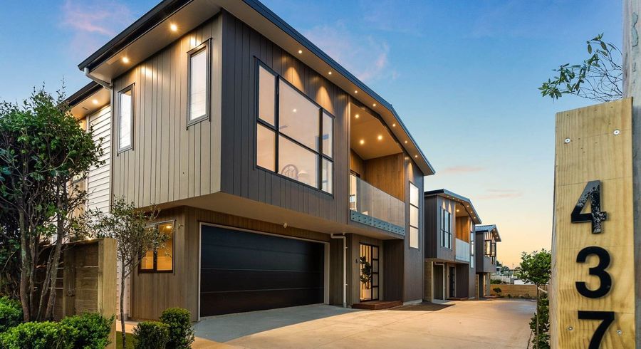  at 437 East Coast Road, Mairangi Bay, North Shore City, Auckland