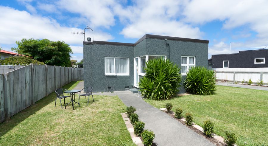  at 810 Riverslea Road South, Akina, Hastings