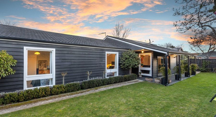  at 110 Idris Road, Fendalton, Christchurch City, Canterbury