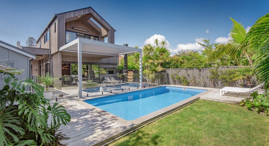  at 11 Cheltenham Road, Devonport, North Shore City, Auckland