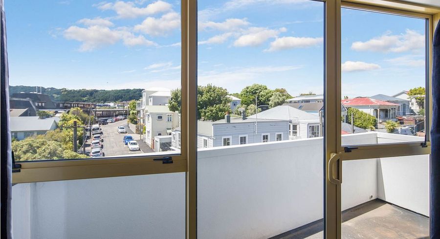 at 58 Wallace Street, Mount Cook, Wellington
