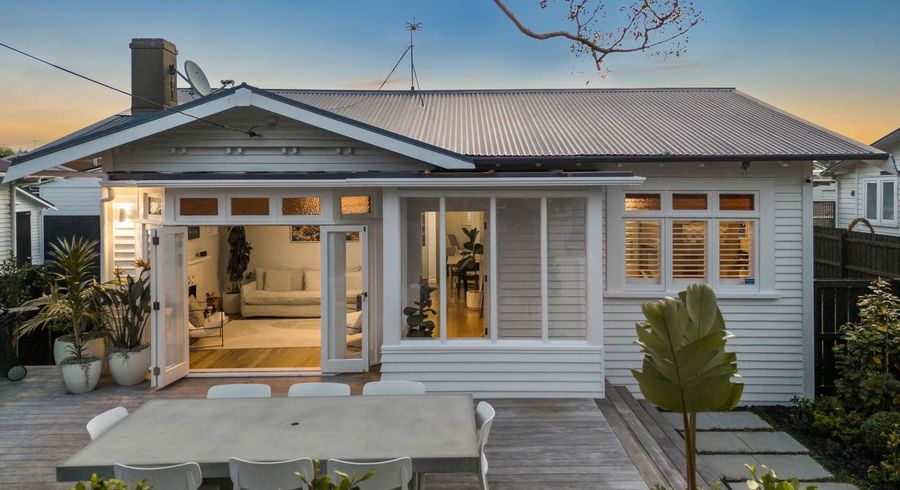  at 16 Walmer Road, Point Chevalier, Auckland City, Auckland