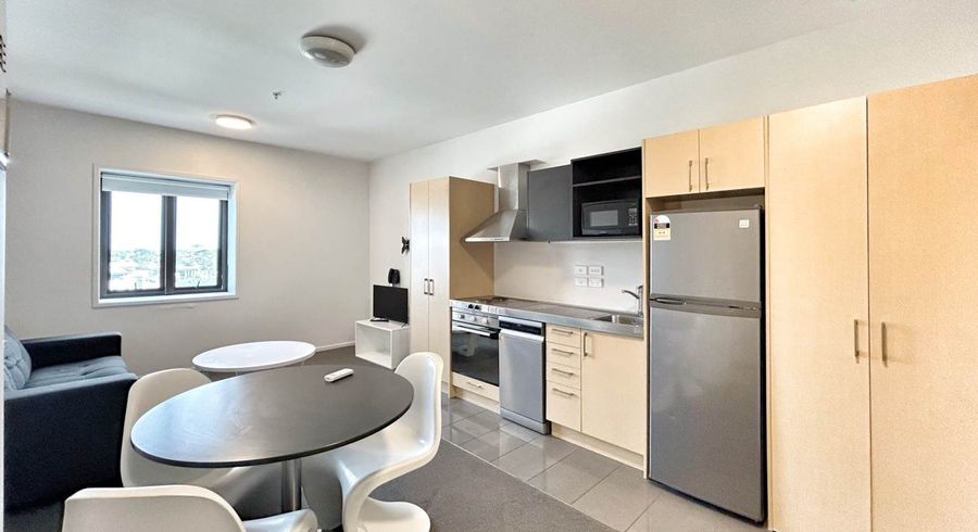  at 608/17 Putney Way, Manukau, Manukau City, Auckland