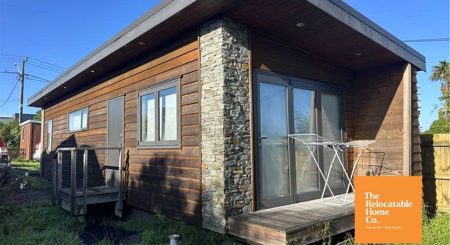  at Sunnynook, North Shore City, Auckland