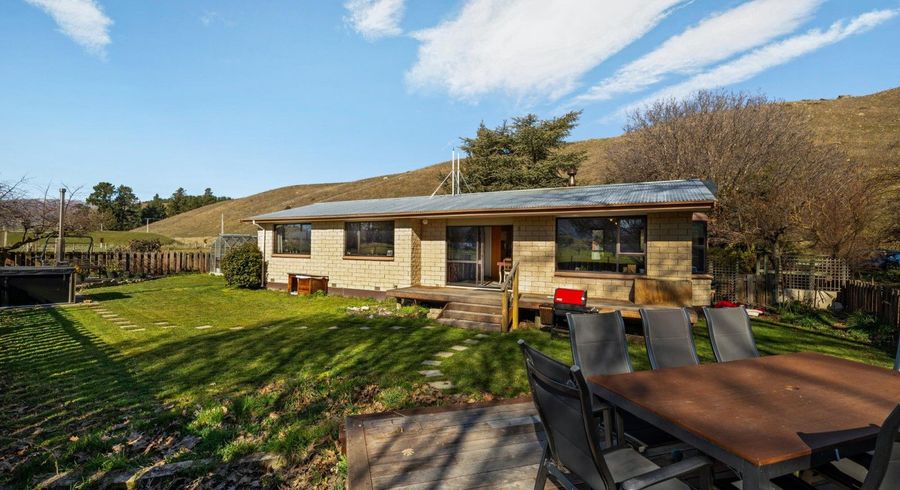  at 2915 Tarras-Cromwell Road, Tarras