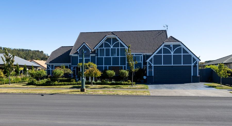  at 38 Kensington Drive, Taradale, Napier