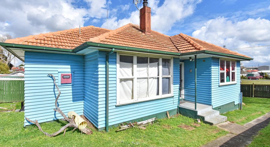  at 39 Gilbert Road, Otara, Auckland