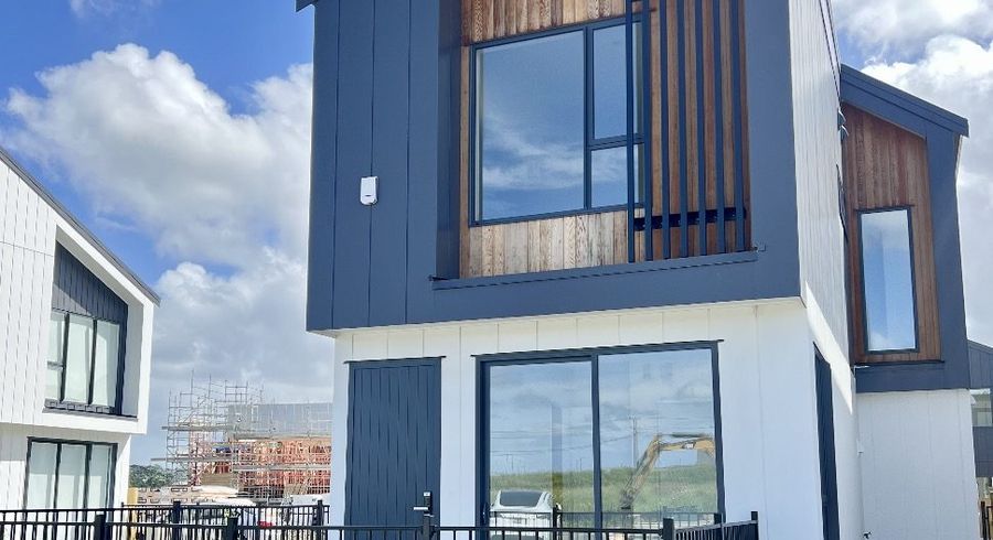  at 42 Tahetoka Street, Westgate, Waitakere City, Auckland