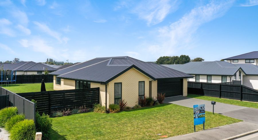  at 10 Roxburgh Place, Tinwald, Ashburton