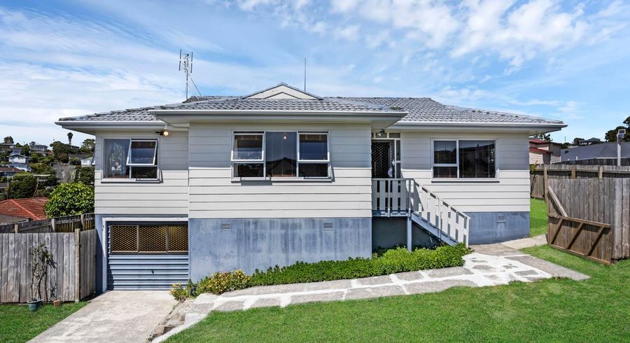  at 14 Tetrarch Place, Totara Vale, North Shore City, Auckland