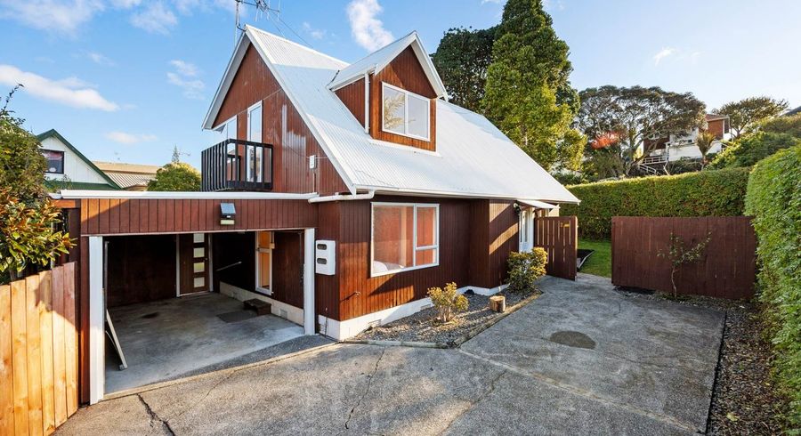  at 2/116 Paihia Road, One Tree Hill, Auckland City, Auckland