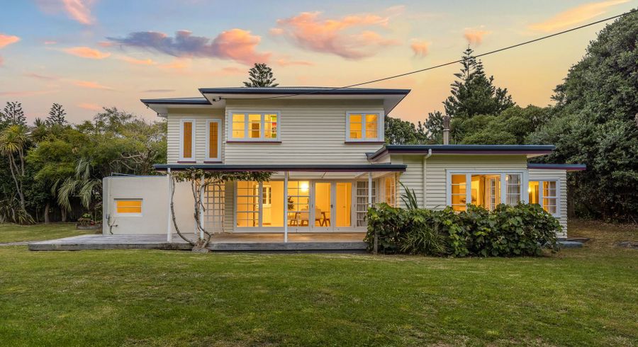 at 1 Raebern Lane, Raumati Beach, Kapiti Coast, Wellington