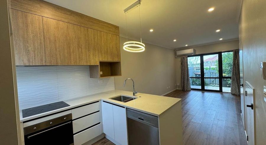  at 3/66 Swanson Road, Henderson, Auckland
