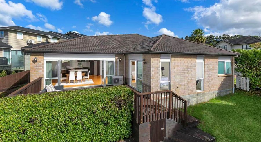  at 6 Mural Place, Greenhithe, North Shore City, Auckland