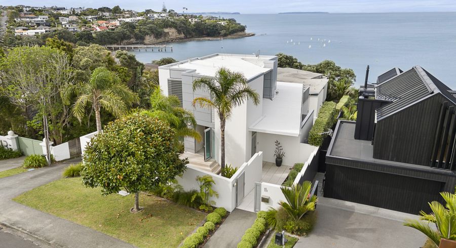  at 11A Bournemouth Terrace, Murrays Bay, Auckland