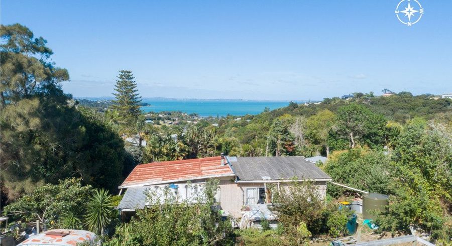  at 41 Beresford Avenue, Surfdale, Waiheke Island, Auckland