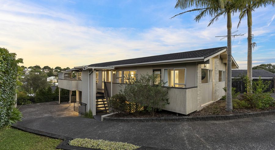  at 1/42 Knightsbridge Drive, Forrest Hill, Auckland
