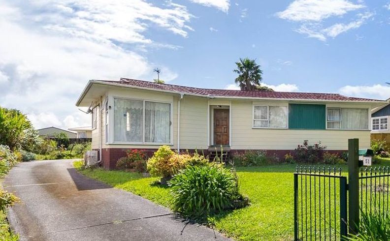  at 4/51 Sikkim Crescent, Clover Park, Manukau City, Auckland