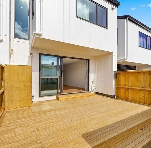  at 17D Swaffield Road, Papatoetoe, Manukau City, Auckland